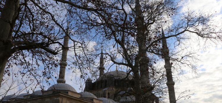 Selimiye Camisi'ne Mimar Sinan'dan ilham alınarak alttan ısıtma sistemi kurulacak