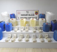 Hakkari'de İHA destekli operasyonda 30 kilogram eroin ele geçirildi