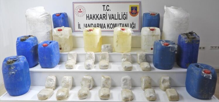 Hakkari'de İHA destekli operasyonda 30 kilogram eroin ele geçirildi