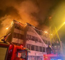 GÜNCELLEME – Kastamonu'da kamu kurumlarının bulunduğu binadaki yangın söndürüldü