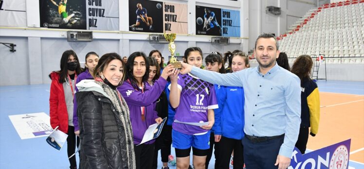 Şırnak'taki Badminton Bölge Gençler Grup Müsabakaları sona erdi