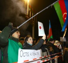 Azerbaycanlı STK'lerin Laçın koridorundaki “maden protestosu” iki gecedir sürüyor