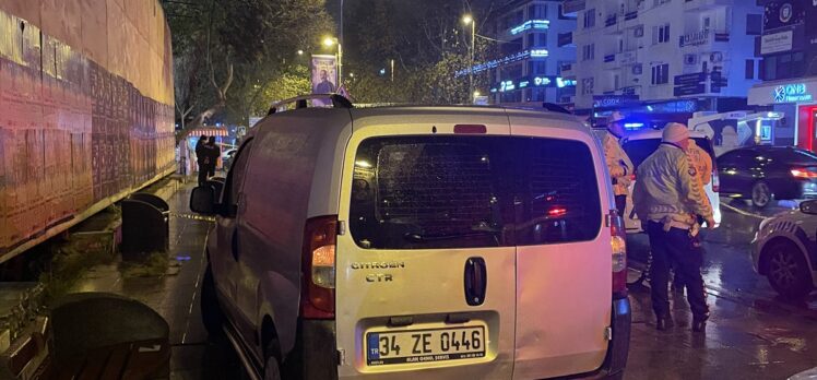 Bağdat Caddesi'nde hız yapan aracın çarptığı yaya hayatını kaybetti