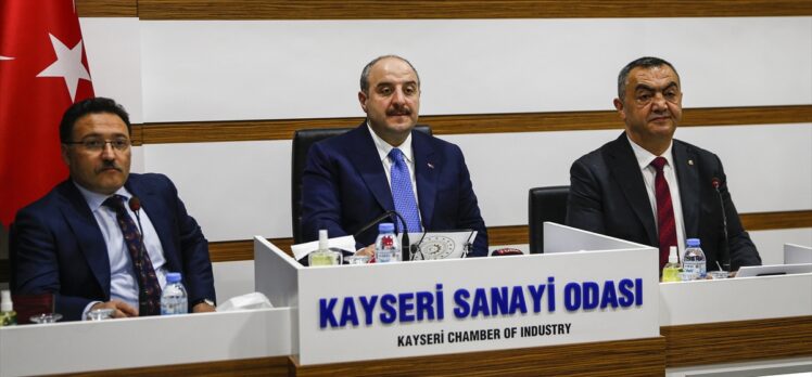 Bakan Varank Kayseri’de ziyaretlerde bulundu