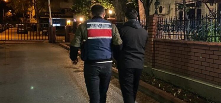 GÜNCELLEME – İzmir merkezli 12 ilde FETÖ operasyonunda 17 zanlı yakalandı