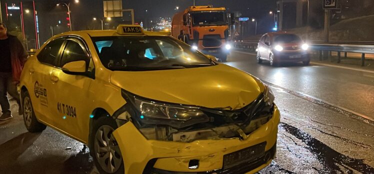 Pendik'te ehliyetsiz sürücü kaza yaptı