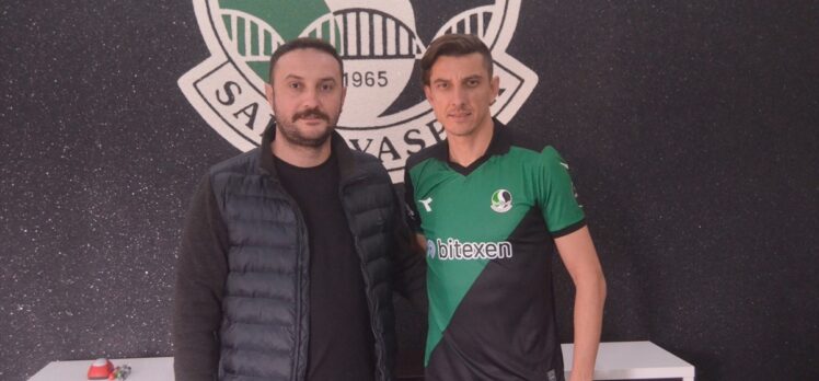 Sakaryaspor, forvet oyuncusu Mehmet Akyüz ile anlaştı