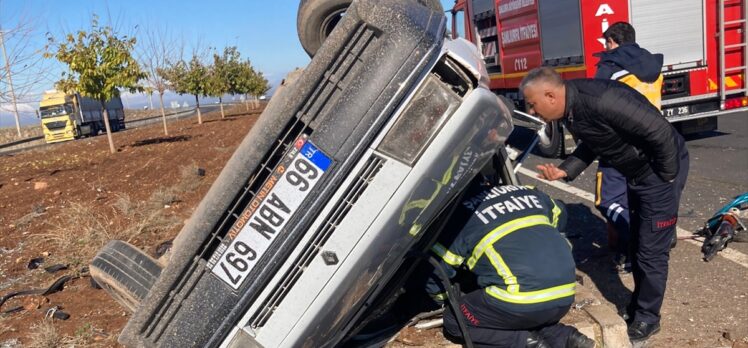 Şanlıurfa'da tır ile otomobilin çarpışması sonucu 1 kişi öldü, 3 kişi yaralandı