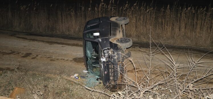 Tekirdağ'da devrilen otomobildeki 7 kişi yaralandı