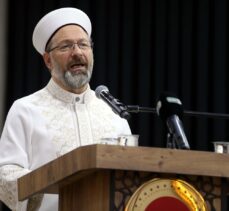 Diyanet İşleri Başkanı Ali Erbaş, aşırı sağcı Paludan'ın Kur'an-ı Kerim yakmasına tepki gösterdi: