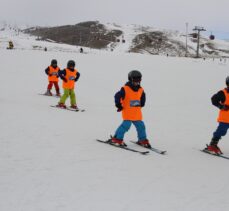 Erciyes'te “Kar Fırtınaları Projesi” ile geleceğin kayakçıları yetiştiriliyor