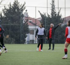 Galatasaray Kadın Futbol Takımı, Fenerbahçe maçının hazırlıklarını sürdürdü