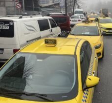 İstanbul’da taksiciler fiyat güncellemesi için sıraya girdi