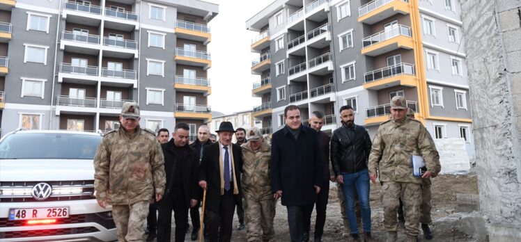 Jandarma Genel Komutan Yardımcısı Korgeneral Koç, Hakkari'de ziyaretlerde bulundu