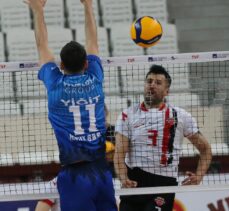 Voleybol: AXA Sigorta Efeler Ligi