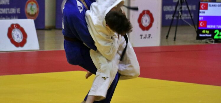 Spor Toto Ümitler Türkiye Judo Şampiyonası Osmaniye'de başladı