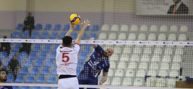 Voleybol: AXA Sigorta Efeler Ligi