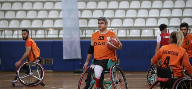 Tosyalı İskenderun Engelliler Spor Kulübünün tekerlekli sandalye basketbol takımı Avrupa'yı hedefliyor