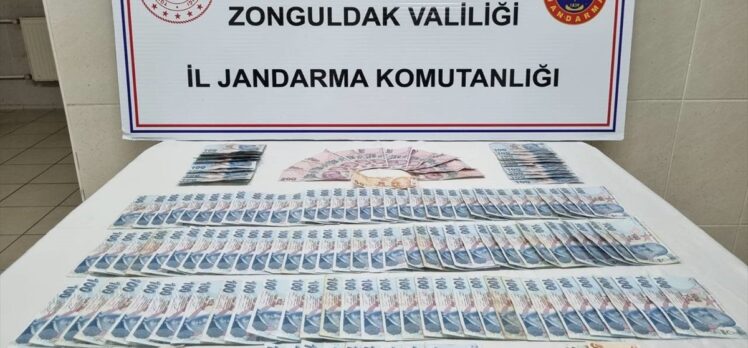 Zonguldak'ta kendisini jandarma olarak tanıtarak dolandırıcılık yapan zanlı tutuklandı