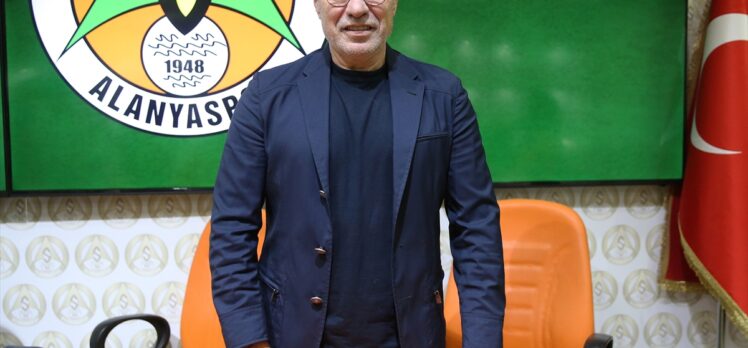 Alanyaspor'da teknik direktörlük görevine Ersun Yanal getirildi