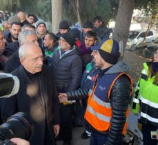 CHP Genel Başkanı Kılıçdaroğlu, depremden etkilenen Osmaniye'de incelemelerde bulundu