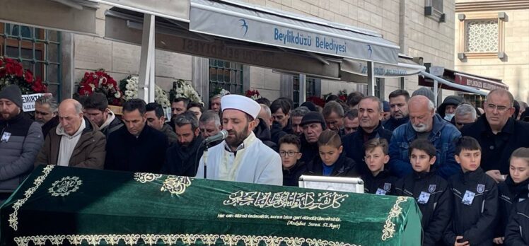 Depremde hayatını kaybeden kaleci antrenörü Uğur Kurt, İstanbul'da defnedildi