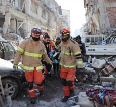 Hatay'da 11 yaşındaki çocuk, depremden 73 saat sonra kurtarıldı