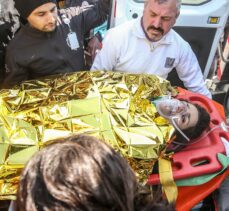 Hatay'da enkaz altında kalan biri çocuk 3 kişi depremin 296. saatinde kurtarıldı