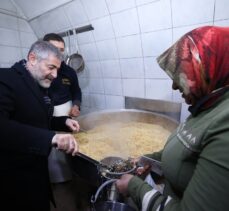 Hazine ve Maliye Bakanı Nebati, bir maaşını Şanlıurfa'da aşevine bağışladı