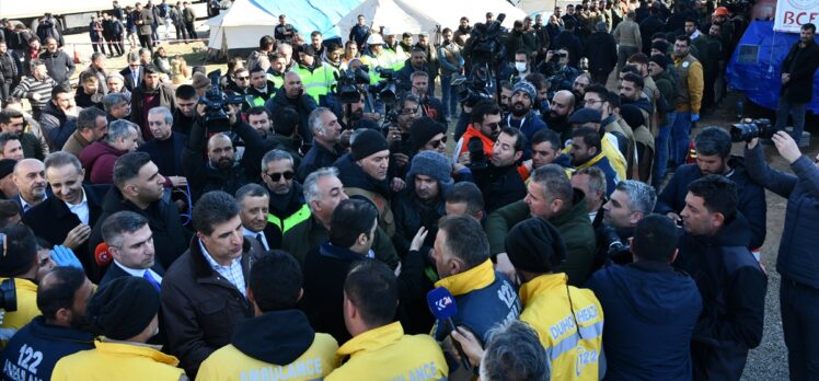 IKBY Başkanı Barzani, depremden etkilenen İslahiye ilçesini ziyaret etti: