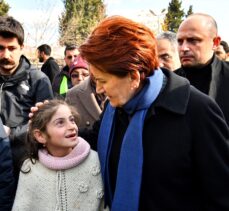 İYİ Parti Genel Başkanı Akşener, deprem bölgesini ziyaret etti: