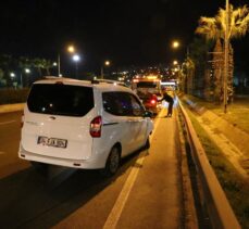 İzmir'de hafif ticari araçla çarpışan motosikletin sürücüsü öldü