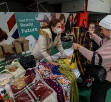 Kahire'de Türkiye'deki depremzedeler için kermes düzenlendi