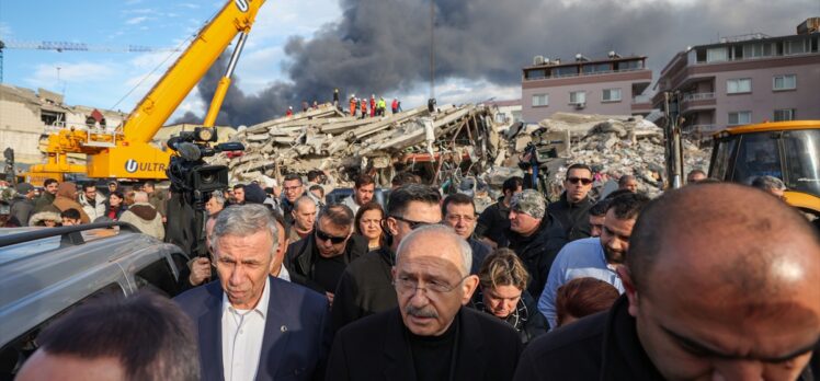 Kılıçdaroğlu, depremden etkilenen İskenderun'da incelemelerde bulundu