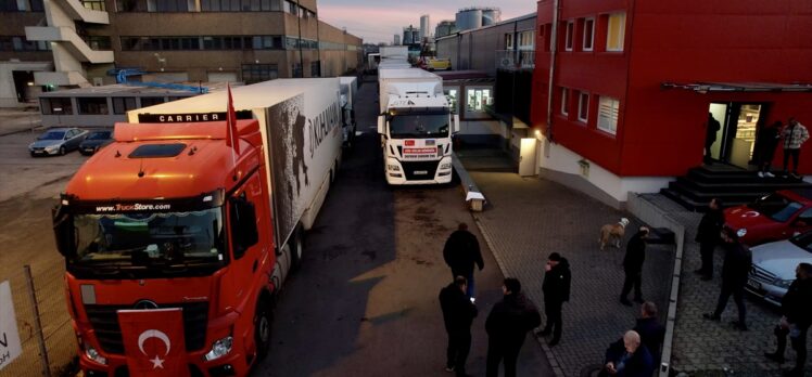 Köln'den 120 tonluk yardım malzemesi 6 tırla deprem bölgesine doğru yola çıktı