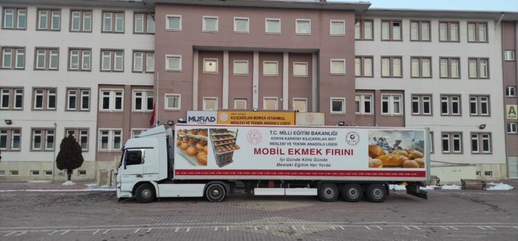 Meslek liseliler Hatay'a gönderdikleri mobil ekmek fırınının ikincisi için kolları sıvadı