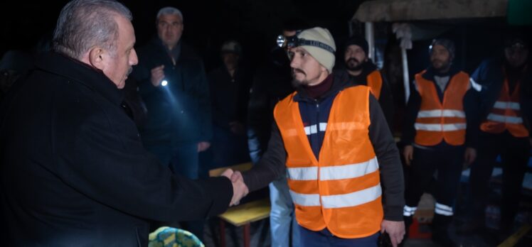 TBMM Başkanı Şentop, Hatay'da incelemelerde bulundu