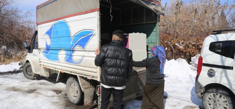 Van depremini yaşayan muhtar, mahallesinde 40 depremzede aile ağırlıyor