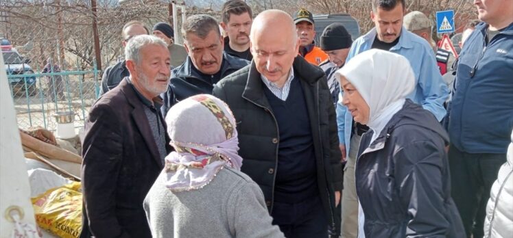 Bakan Karaismailoğlu, Malatya'da ziyaretler gerçekleştirdi