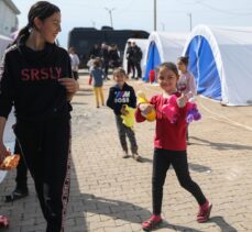 Beşiktaş taraftarının depremzede çocuklara gönderdiği oyuncaklar Kahramanmaraş'a ulaştı