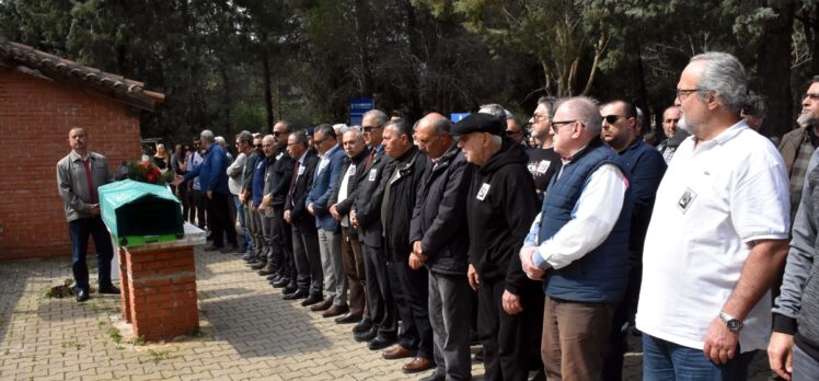 Emekli tiyatrocu Kazım Akşar, Muğla'da son yolculuğuna uğurlandı