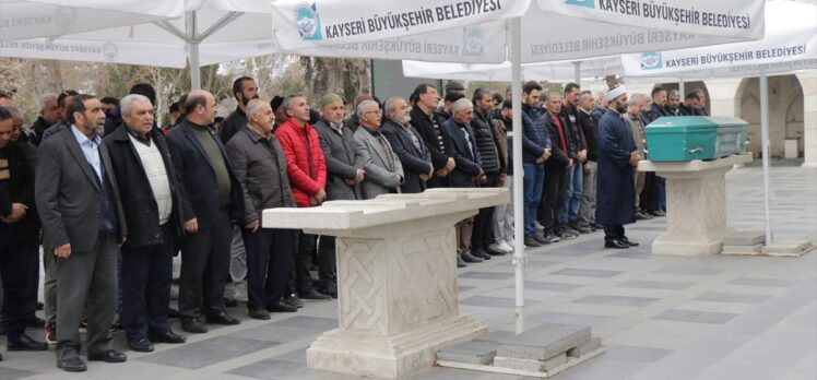 GÜNCELLEME – Kayseri'de bir taksici aracında silahla vurularak öldürüldü