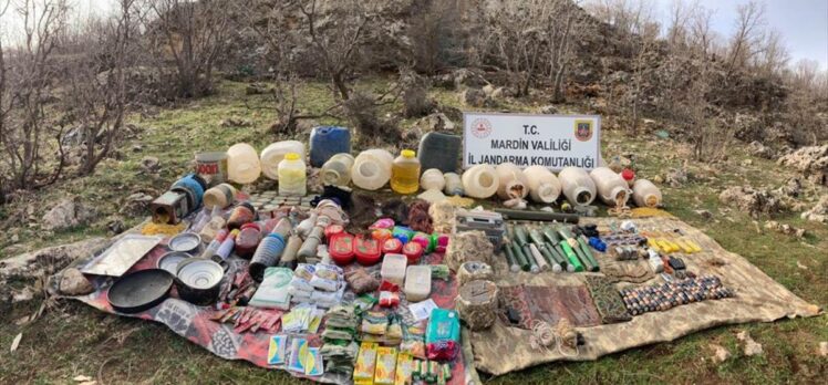 Mardin'de PKK operasyonunda patlayıcı, mühimmat ve yaşam malzemesi bulundu