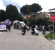 Muğla'da kamyonetle çarpışan motosikletteki ikiz kardeşler yaralandı