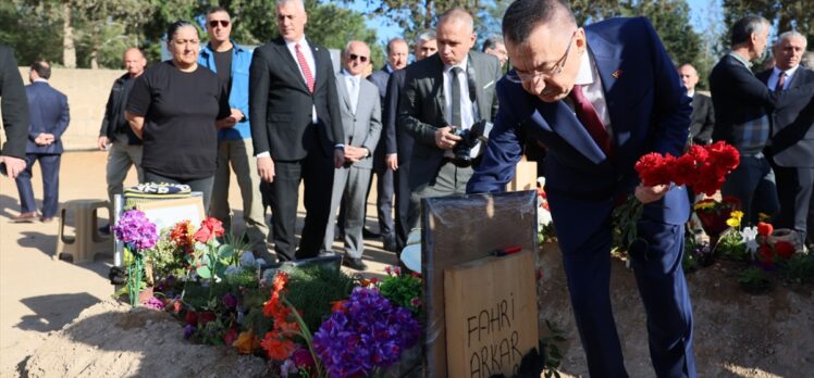 Oktay, Adıyaman'daki depremde hayatını kaybeden KKTC'li öğrencilerin kabirlerini ziyaret etti