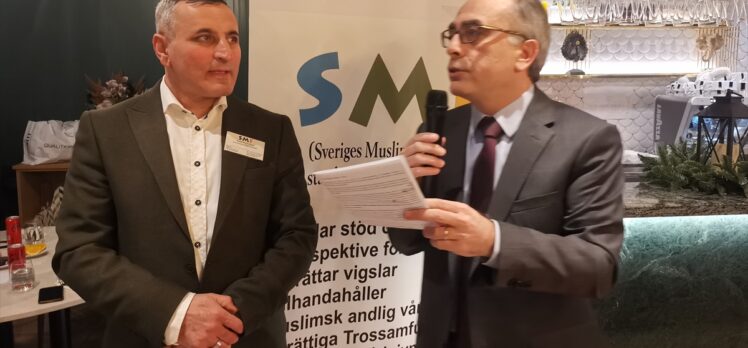 Stockholm'de Müslüman, Hristiyan ve Budistler iftarda buluştu