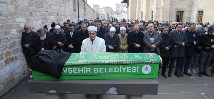 Temel Karamollaoğlu, Saadet Partisi Nevşehir İl Başkanı Simit'in cenaze törenine katıldı