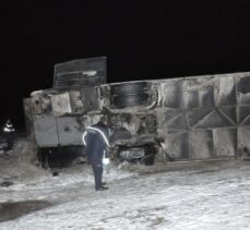 Yozgat'ta yolcu otobüsü devrildi, 1 kişi öldü, 25 kişi yaralandı