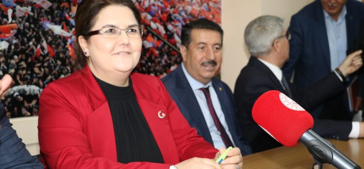 Bakan Yanık, Osmaniye'de AK Parti Kadirli İlçe Başkanlığı ziyaretinde konuştu: