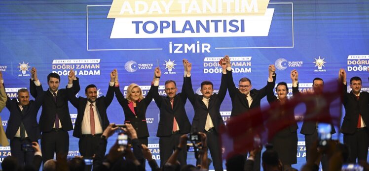 Bakan Kasapoğlu, İzmir'de AK Parti milletvekili adayları tanıtım toplantısında konuştu: